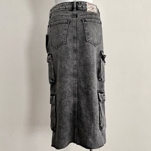 BRAND NEW True religion vintage charcoal wash cargo midi slit skirt SIZE 24